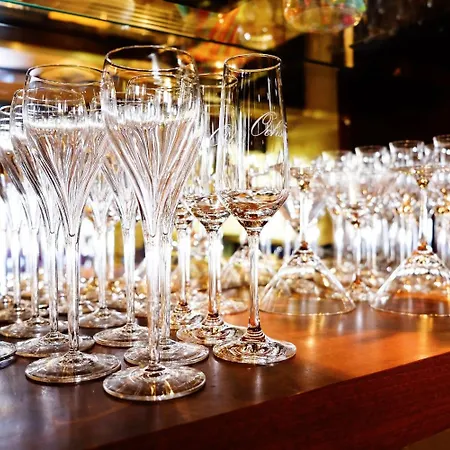 Ochsen & Restaurant / Basel Hotel Binzen