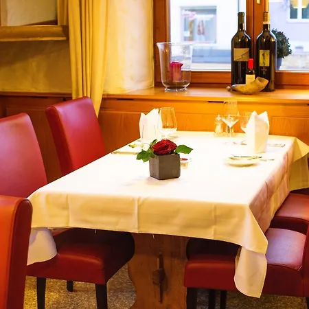 Ochsen & Restaurant / Basel Binzen