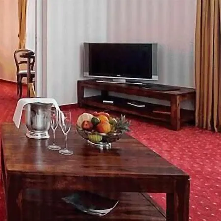 Ochsen & Restaurant / Basel 3*