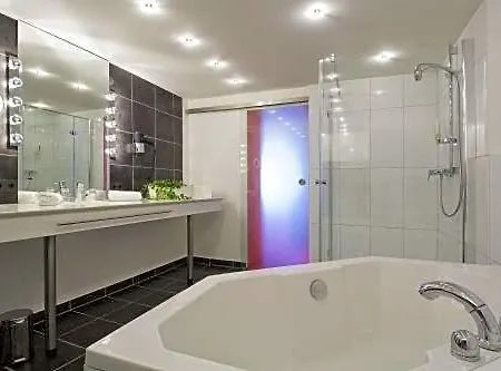 Ochsen & Restaurant / Basel Hotel Binzen