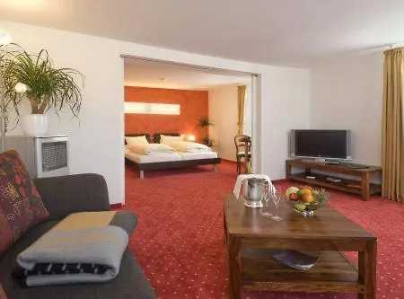 Hotel Ochsen & Restaurant / Basel