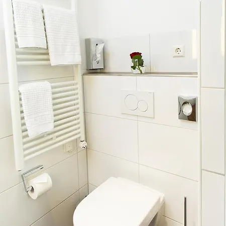 Ochsen & Restaurant / Basel 3* Binzen