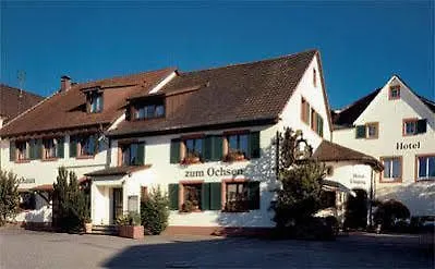 Otel Ochsen & Restaurant / Basel Binzen