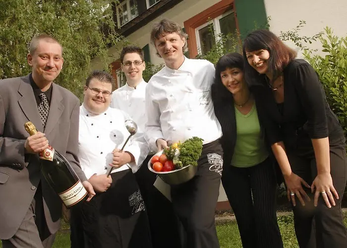 Ochsen & Restaurant / Basel 3* Binzen